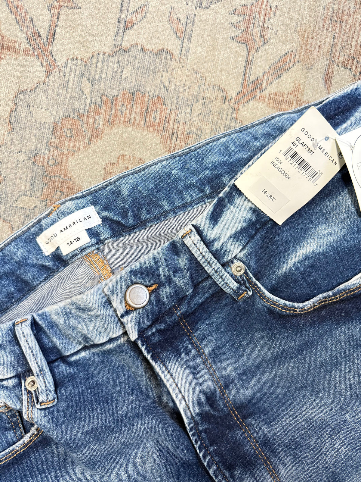 Good American Always Fits Skinny Jeans (14-18 x29)