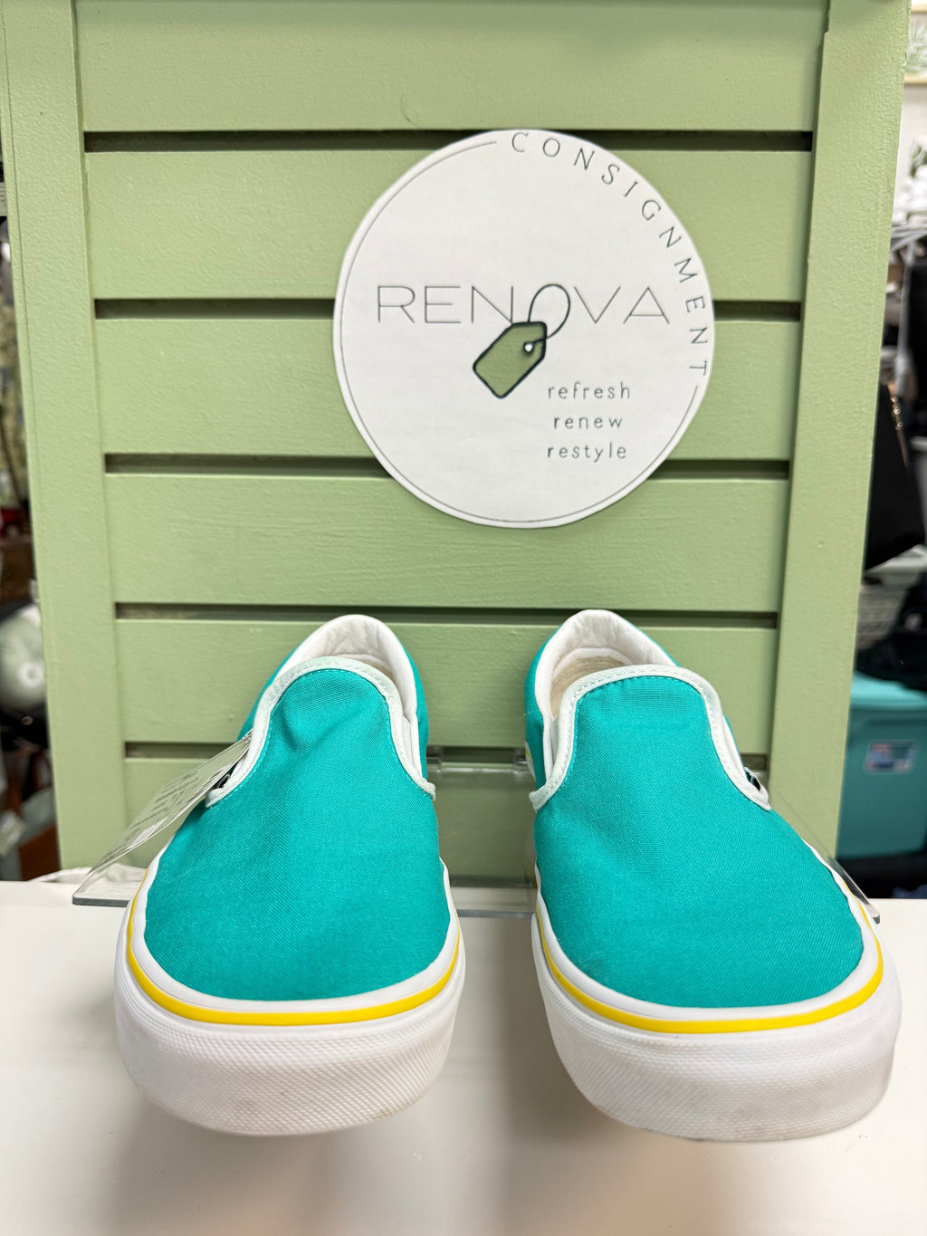 Vans Classic Slip On Sneakers (Mens 8.5/Womens 11)