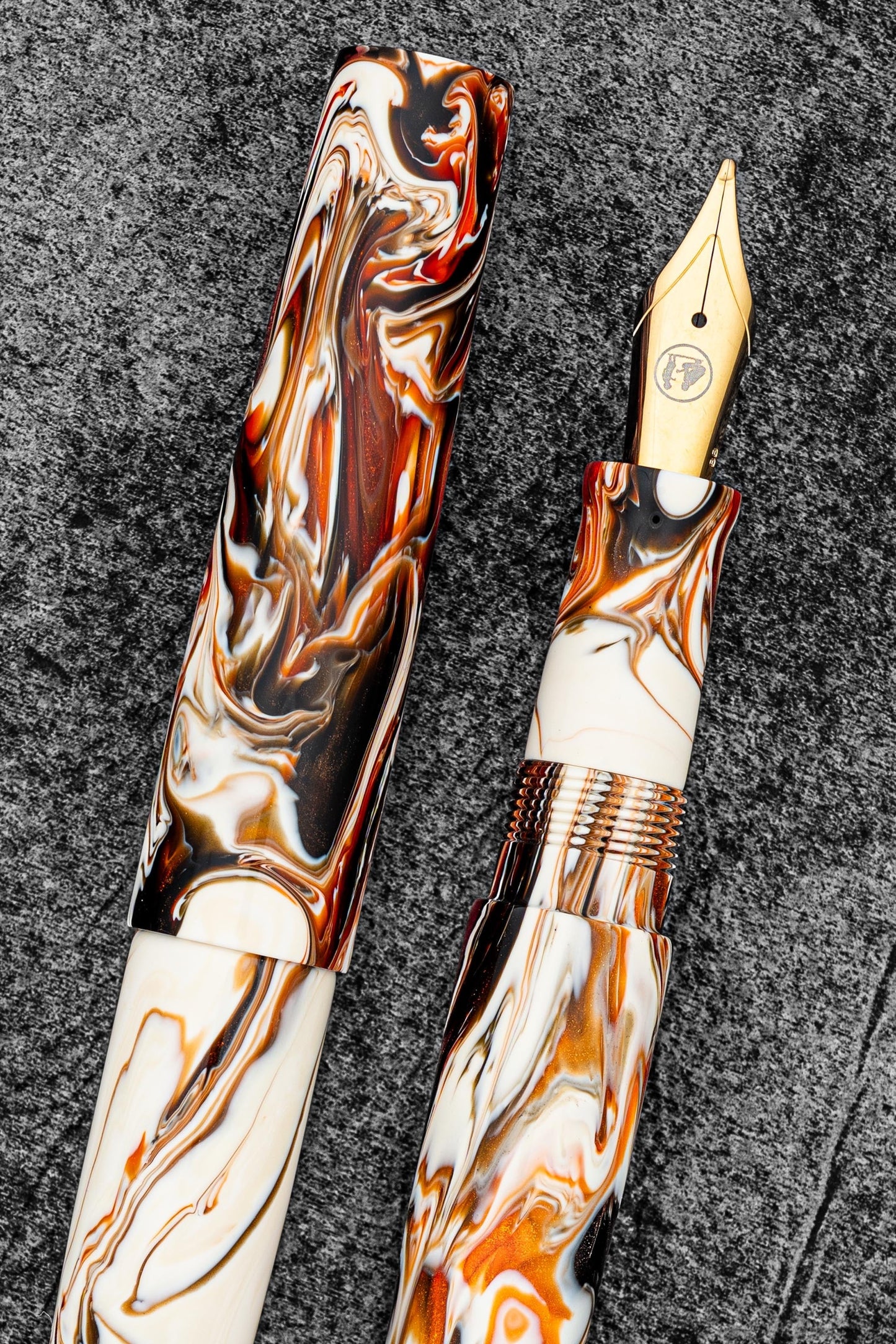 Galen X Studyo Agackakan - Fountain Pen V1 - Calico Coi