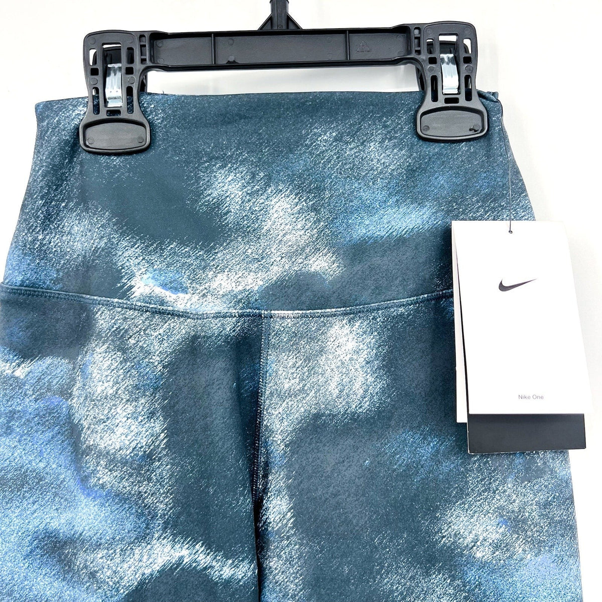 NIKE Women's One High Waist 7/8 Leggings Large Smokey Navy Blue Print NWT