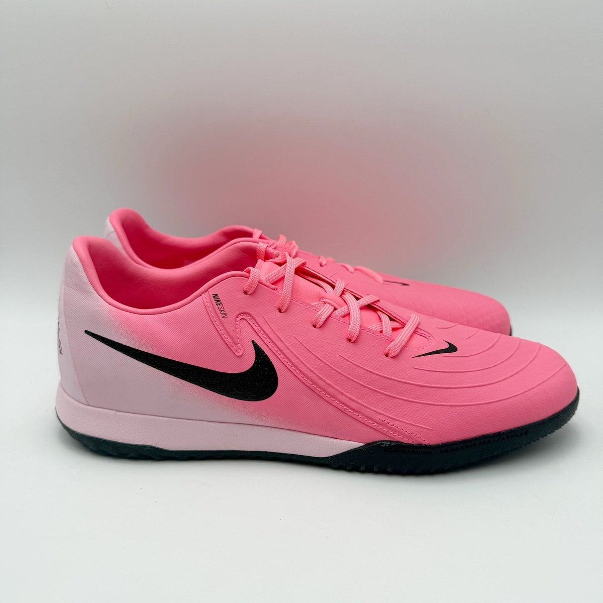 Nike Mens Phantom GX II Academy Indoor Court Soccer Shoe US 8 Pink FJ2581 NWOB