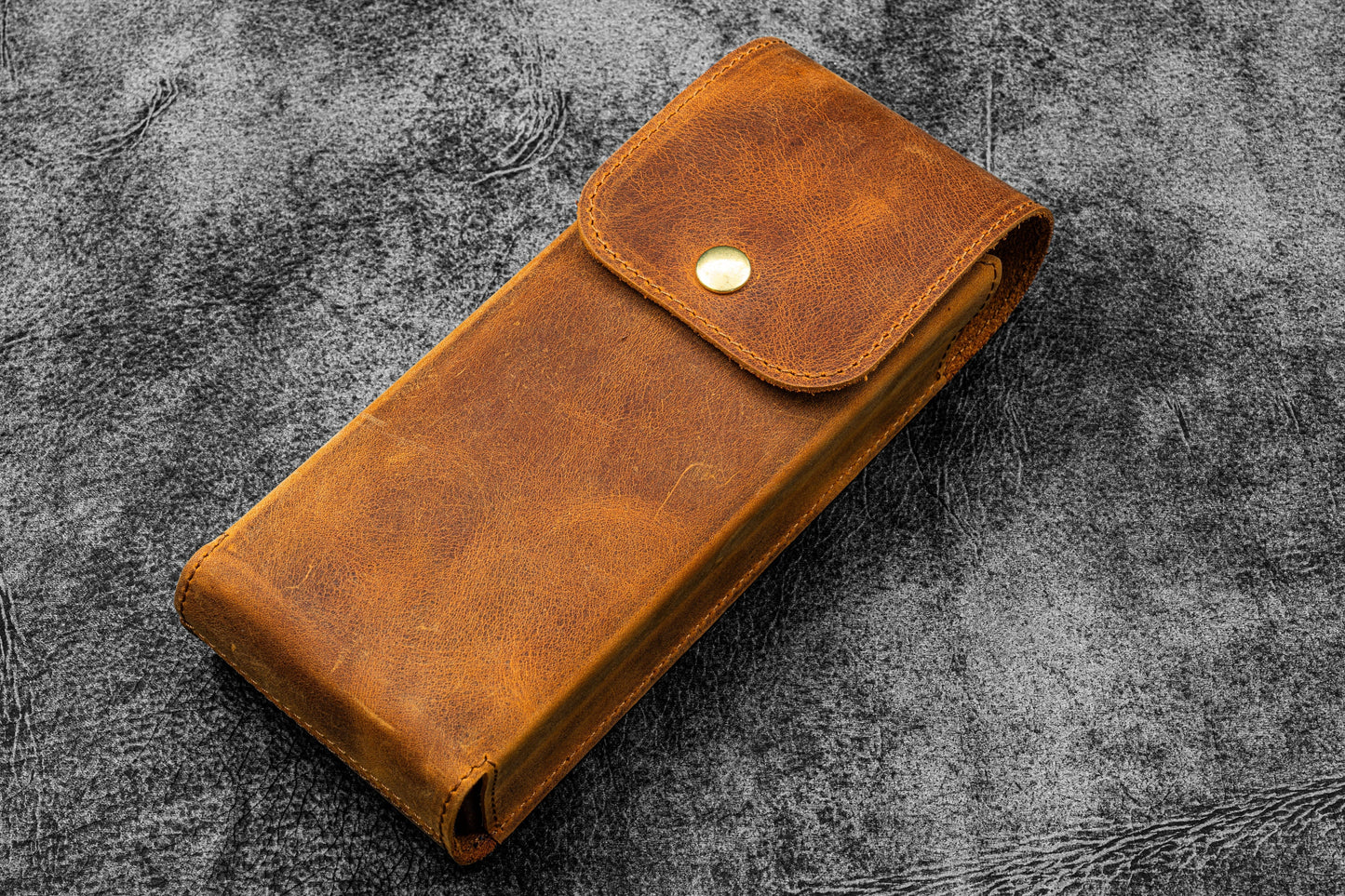 Portable Wooden Stand for MacBook & iPad - Mahogany - with Leather Carry Sleeve