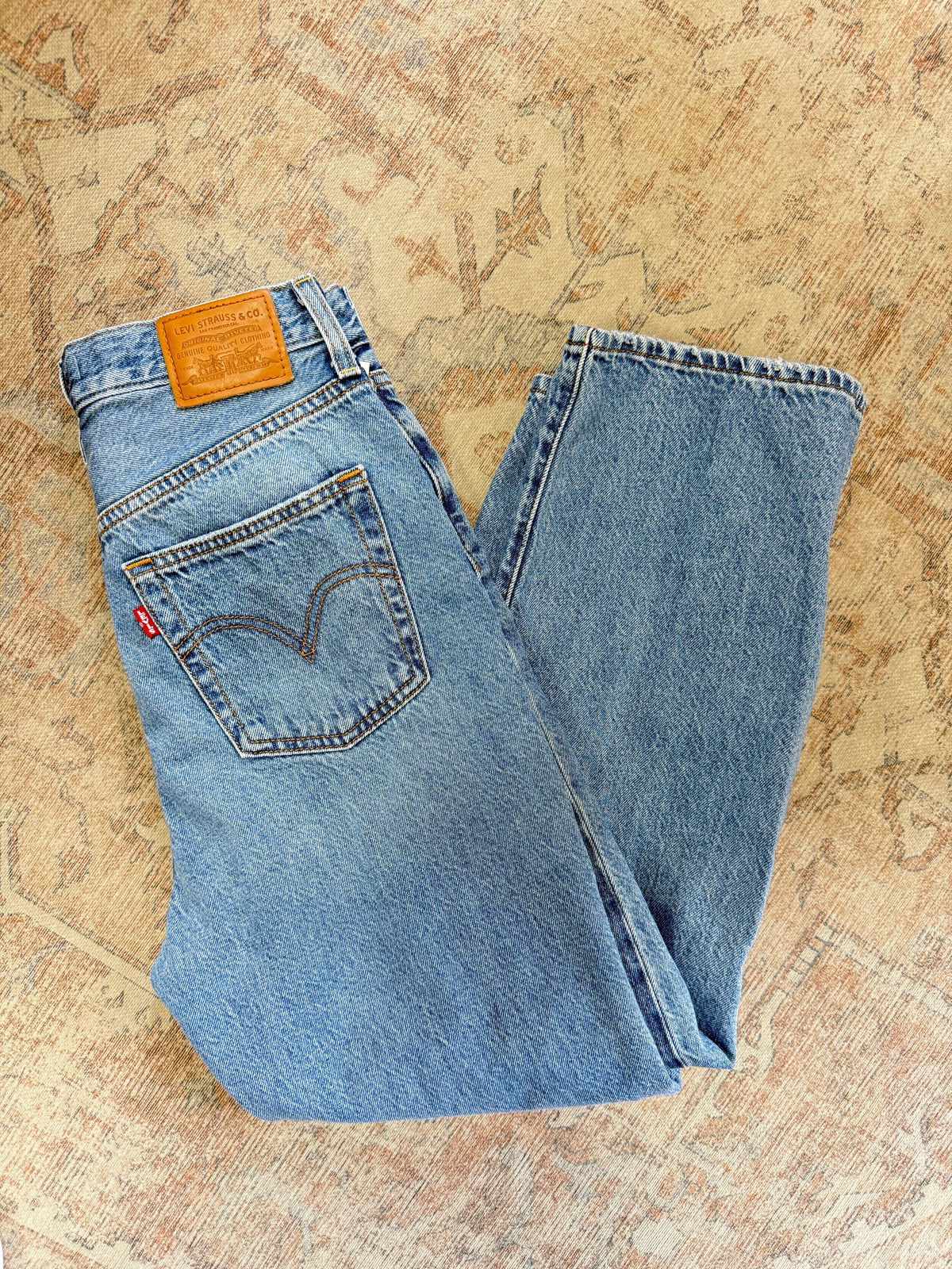 Levi’s Ribcage Straight Ankle HR Jeans (28x27)