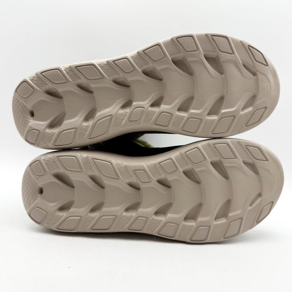 Skechers Womens On The Go City Booties Size 7 M Green Suede Water Repellent NIB