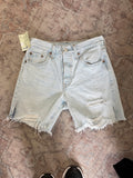 Levi’s 501 Long HR Shorts (25) oo*
