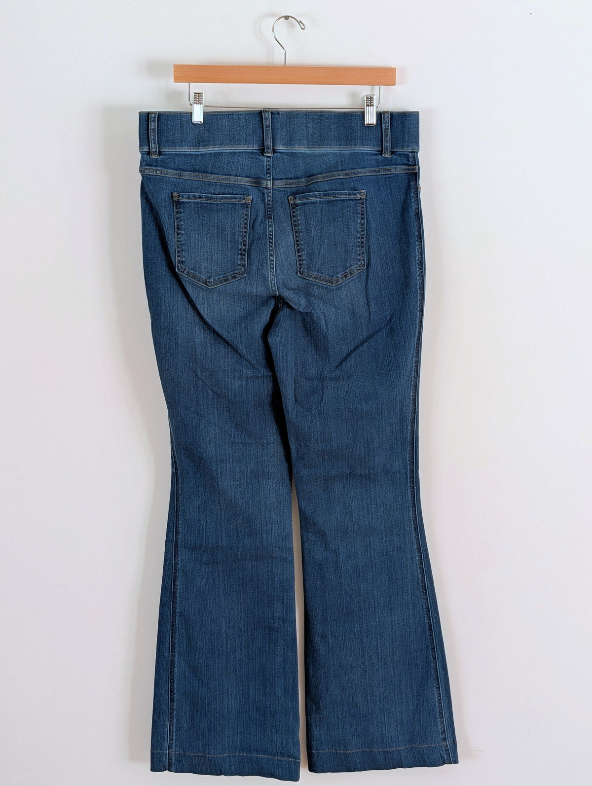 SPANX Denim Pull-On Elastic Waist Bootcut Jeans - 1X