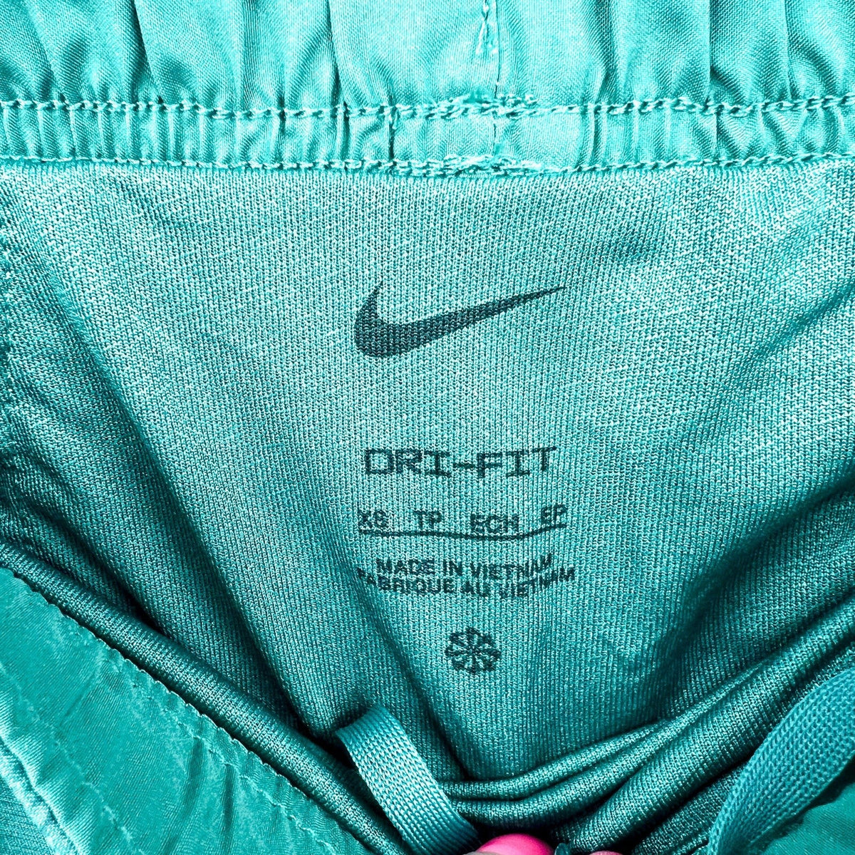 NIKE Women's Dri Fit Tempo Running Shorts XS Dark Green Liner NWT