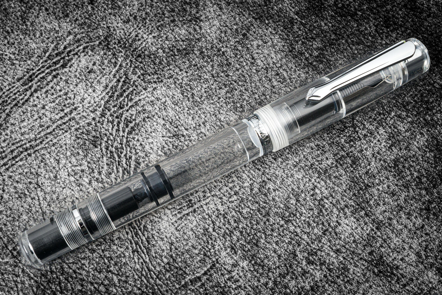 Nahvalur Original Fountain Pen - Clear Demonstrator