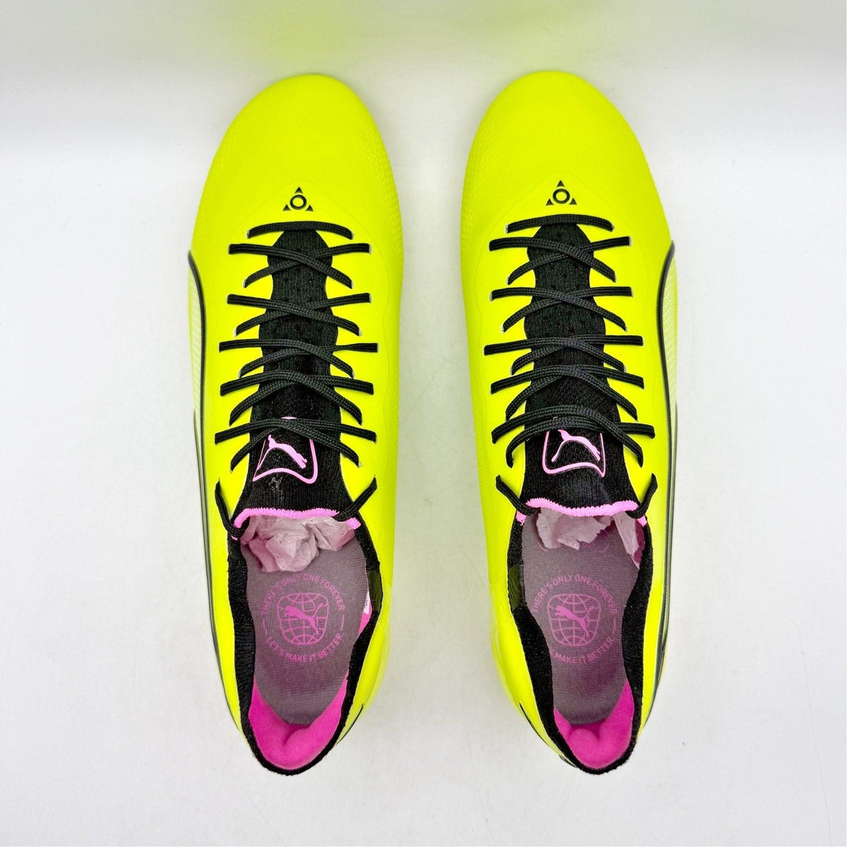 PUMA Mens King Ultimate Soccer Cleats Size 12 EU 46 Neon Yellow Athletic NWOB