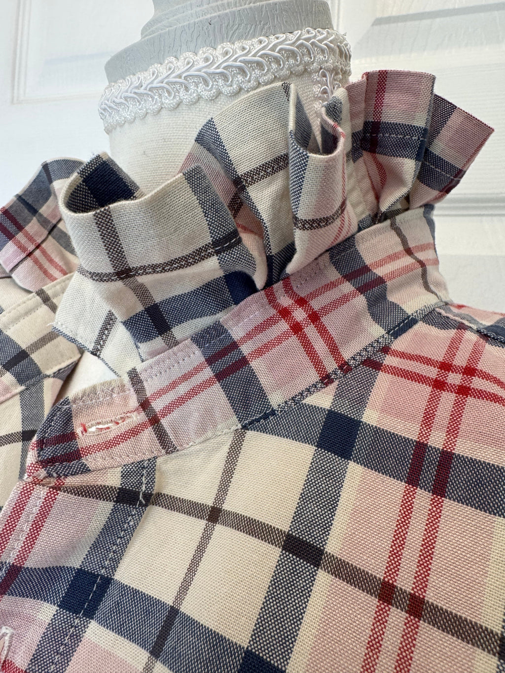 Mariette - Gap Brand New Mens Ruffle Collar Shirt - Short Sleeve - Pink and Blue Plaid Cotton/Linen Blend