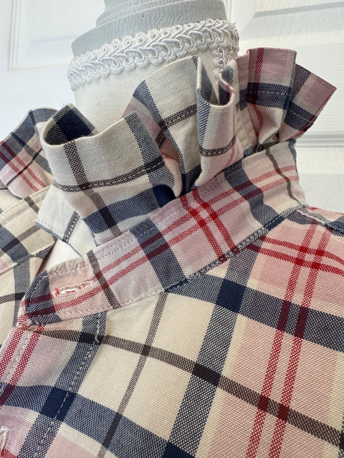Mariette - Gap Brand New Mens Ruffle Collar Shirt - Short Sleeve - Pink and Blue Plaid Cotton/Linen Blend