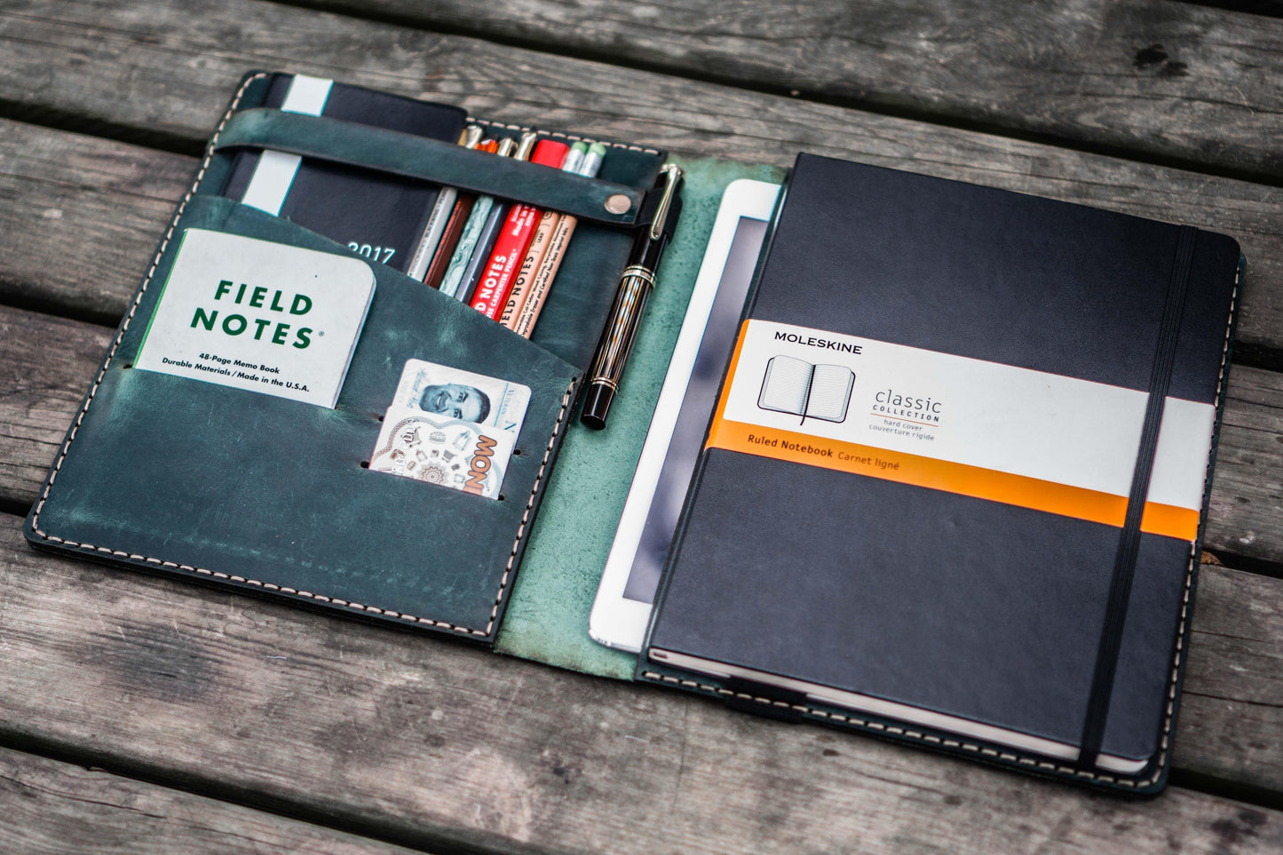 iPad Air/Pro & Extra Large Moleskine Cover - Crazy Horse Forest Green