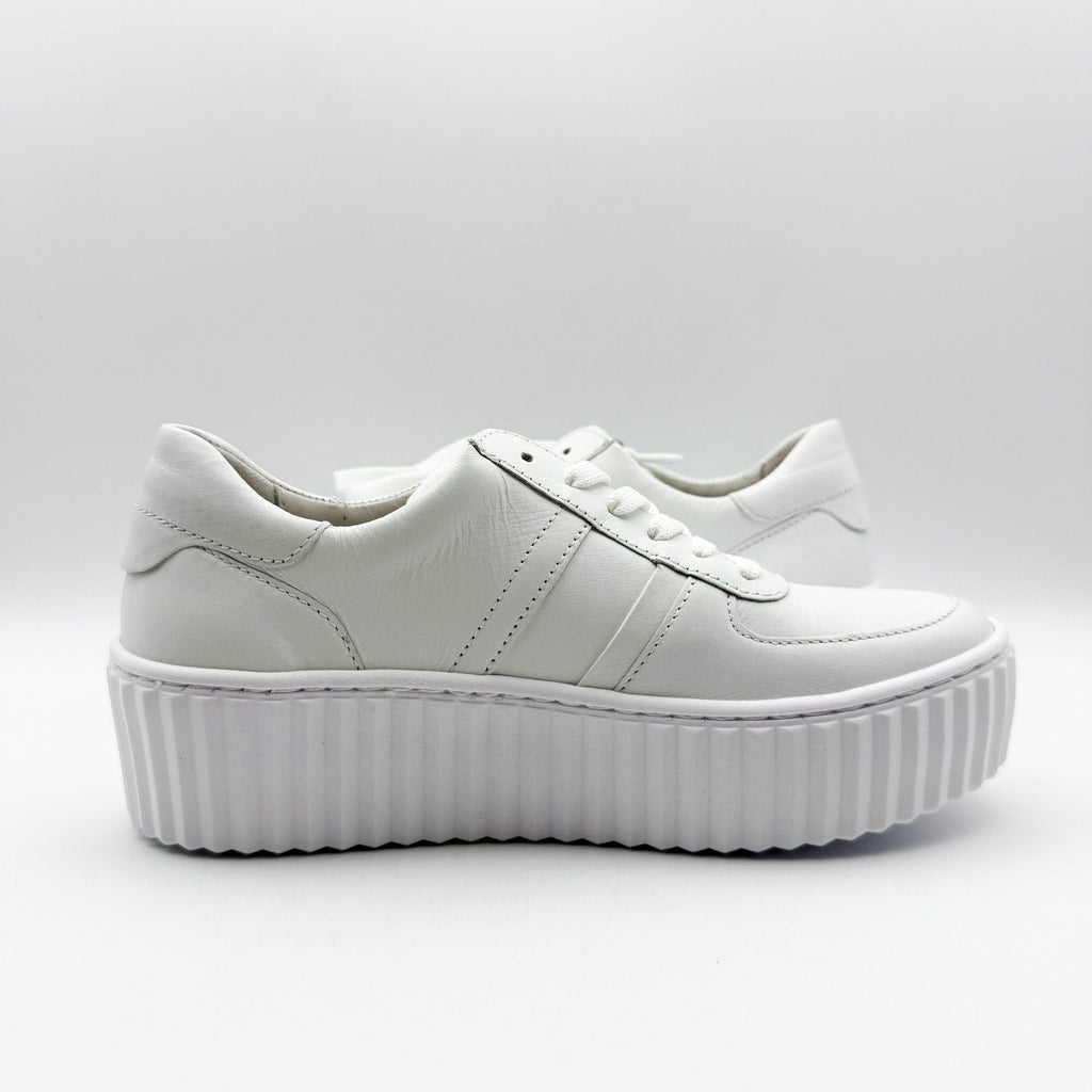 Gabor Womens Gabor 23.203 Casul Sneakers US Size 6 UK 3.5 White Leather NIB