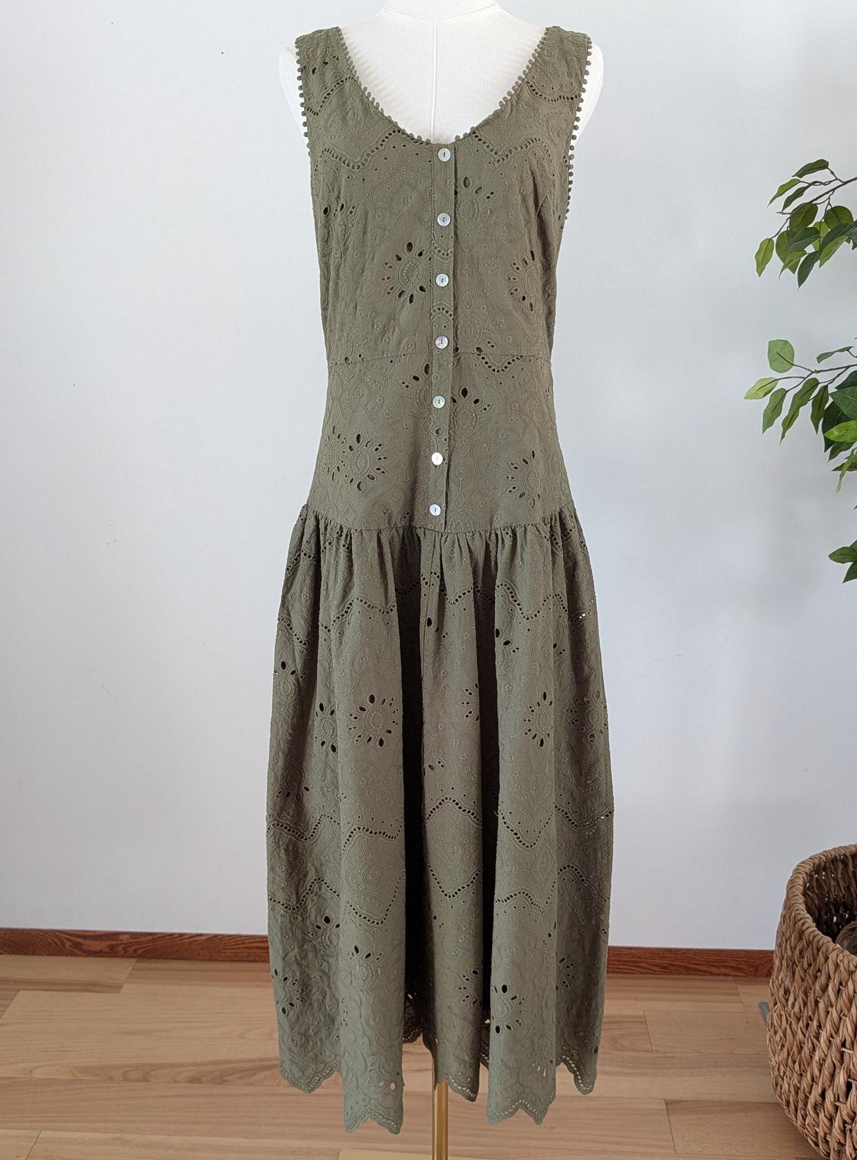 House of Harlow Cotton Eyelet Maxi Dress - 8