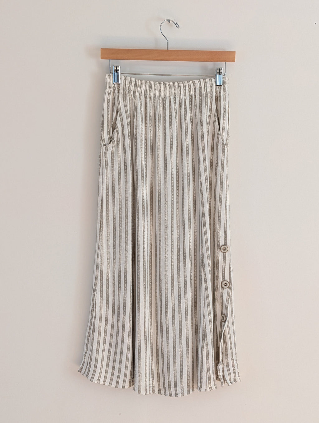 Vintage Cynthia Max Relax Striped Button-Slit Maxi Skirt - S