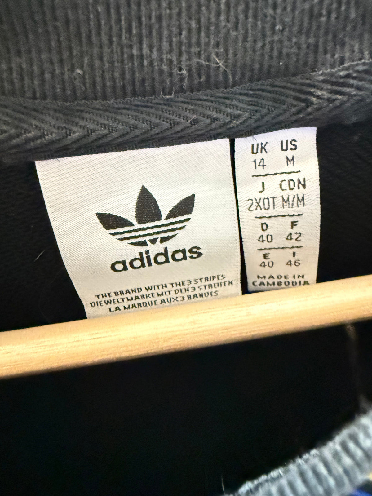 Adidas Shattered Trefoil Cropped Crewneck (M)