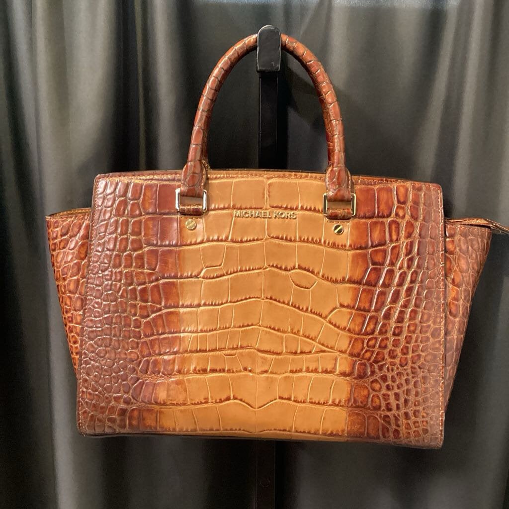 Michael Kors Embossed Tote HANDBAGS L