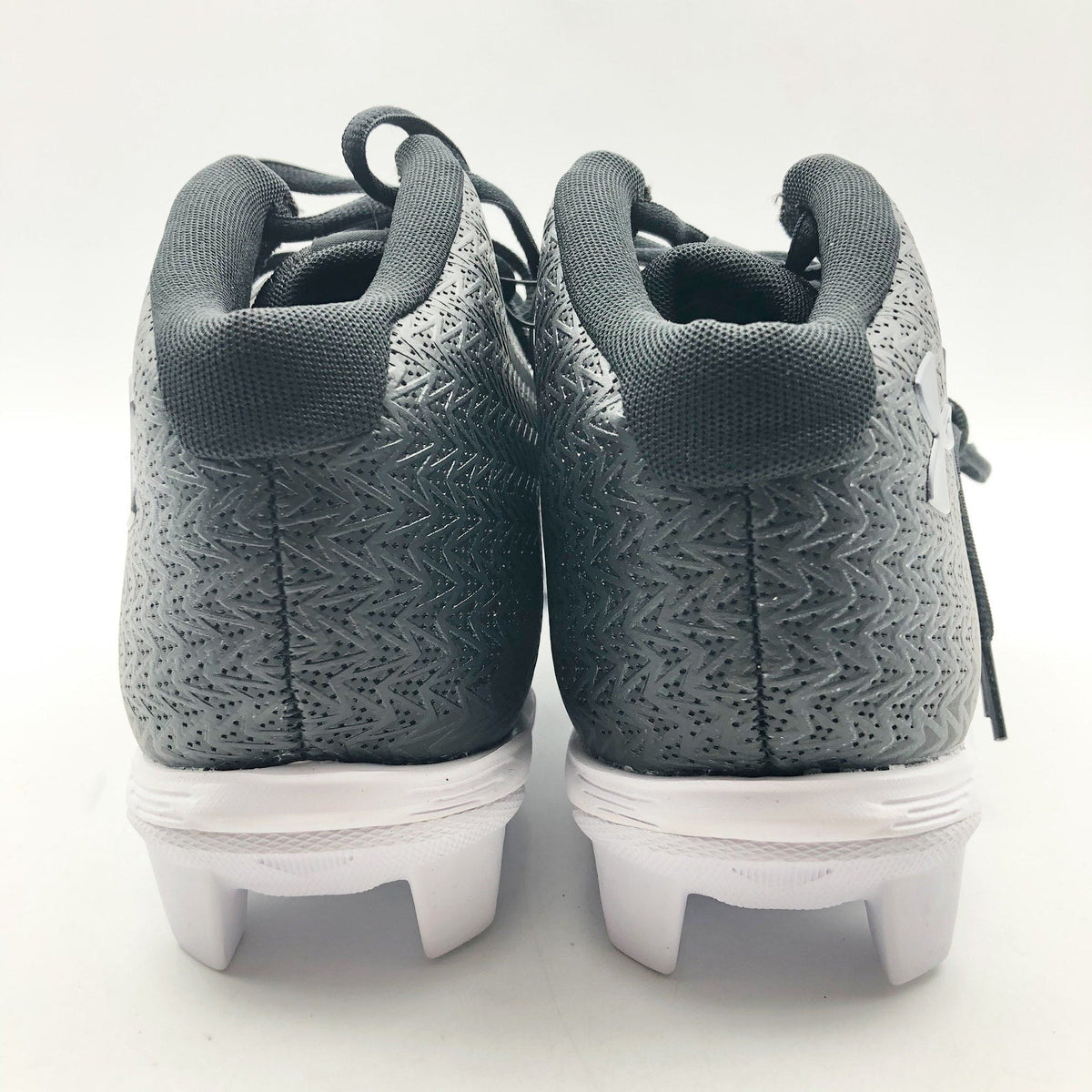 Under Armour Spotlight Franchise RM 4.0 Football Cleats Mens 11 Black White NWOB