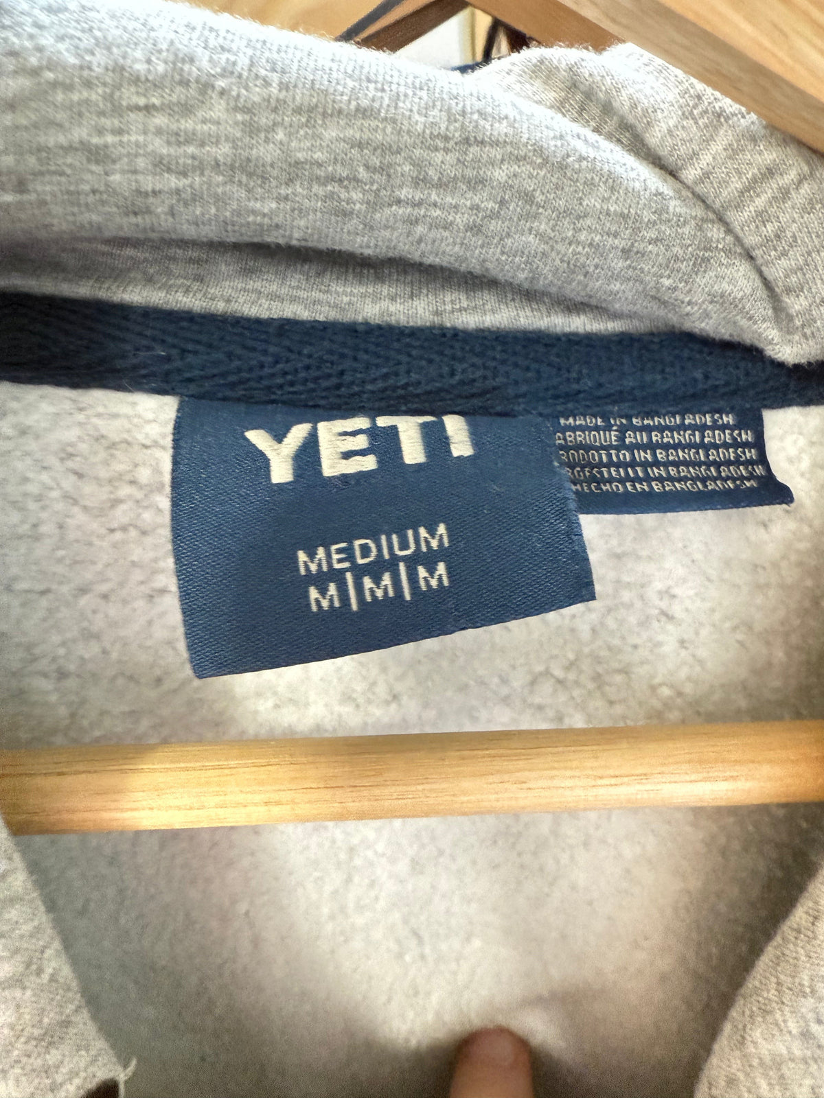 Yeti Logo Hoodie (M)