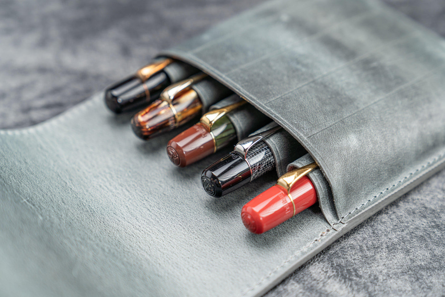 Leather Flap Pen Case for Five Pens - Crazy Horse Smoky