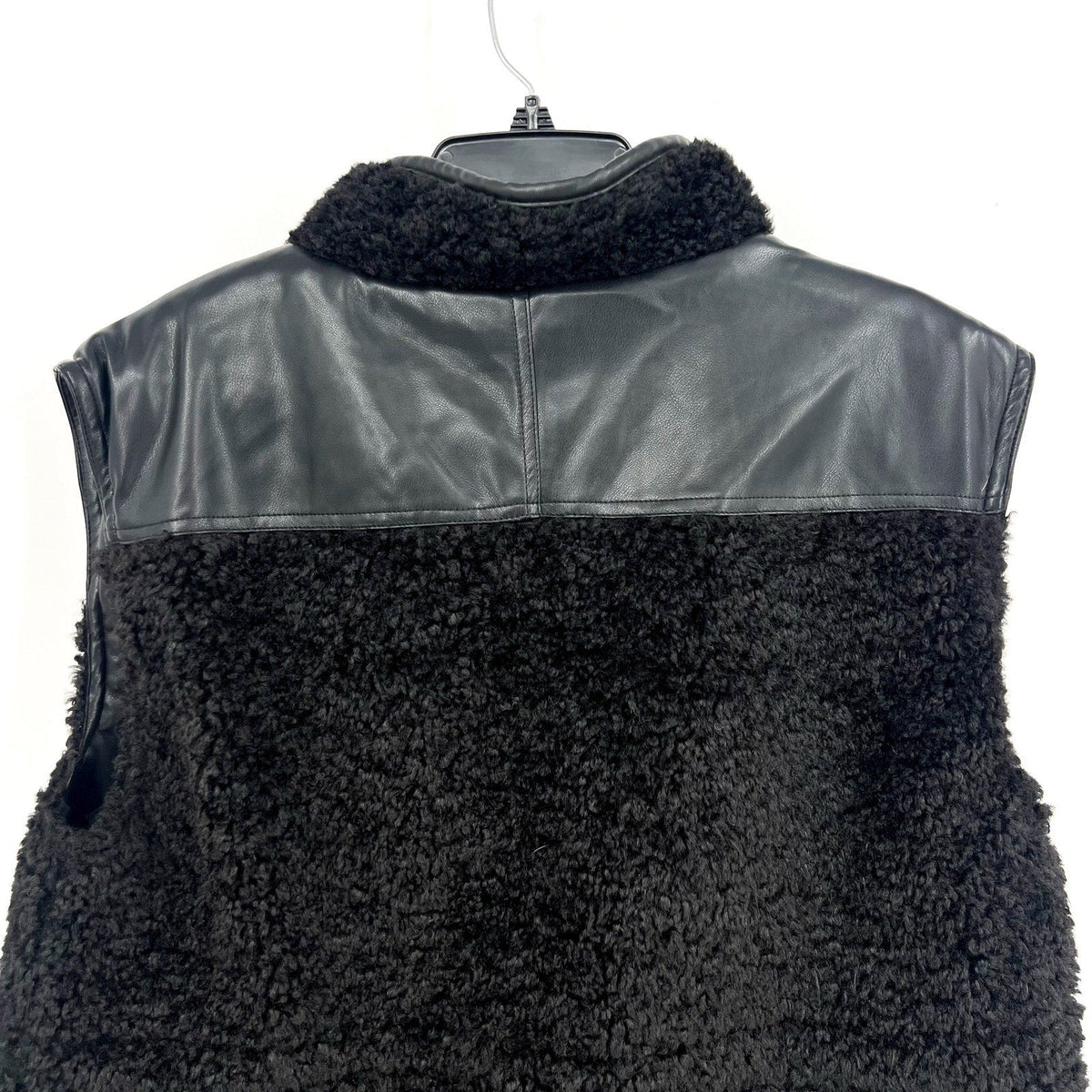 BAGATELLE COLLECTION Womens Vest Small Black Sherpa Shearling Faux Fur Lined NWT