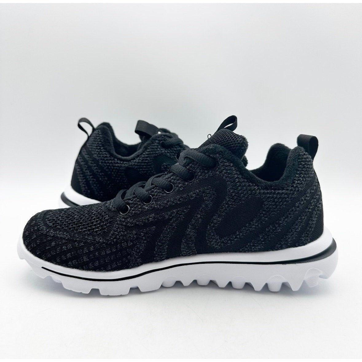 Propet Women's TravelActiv Allay Casual Sneakers Size 6.5 Narrow Black White NIB