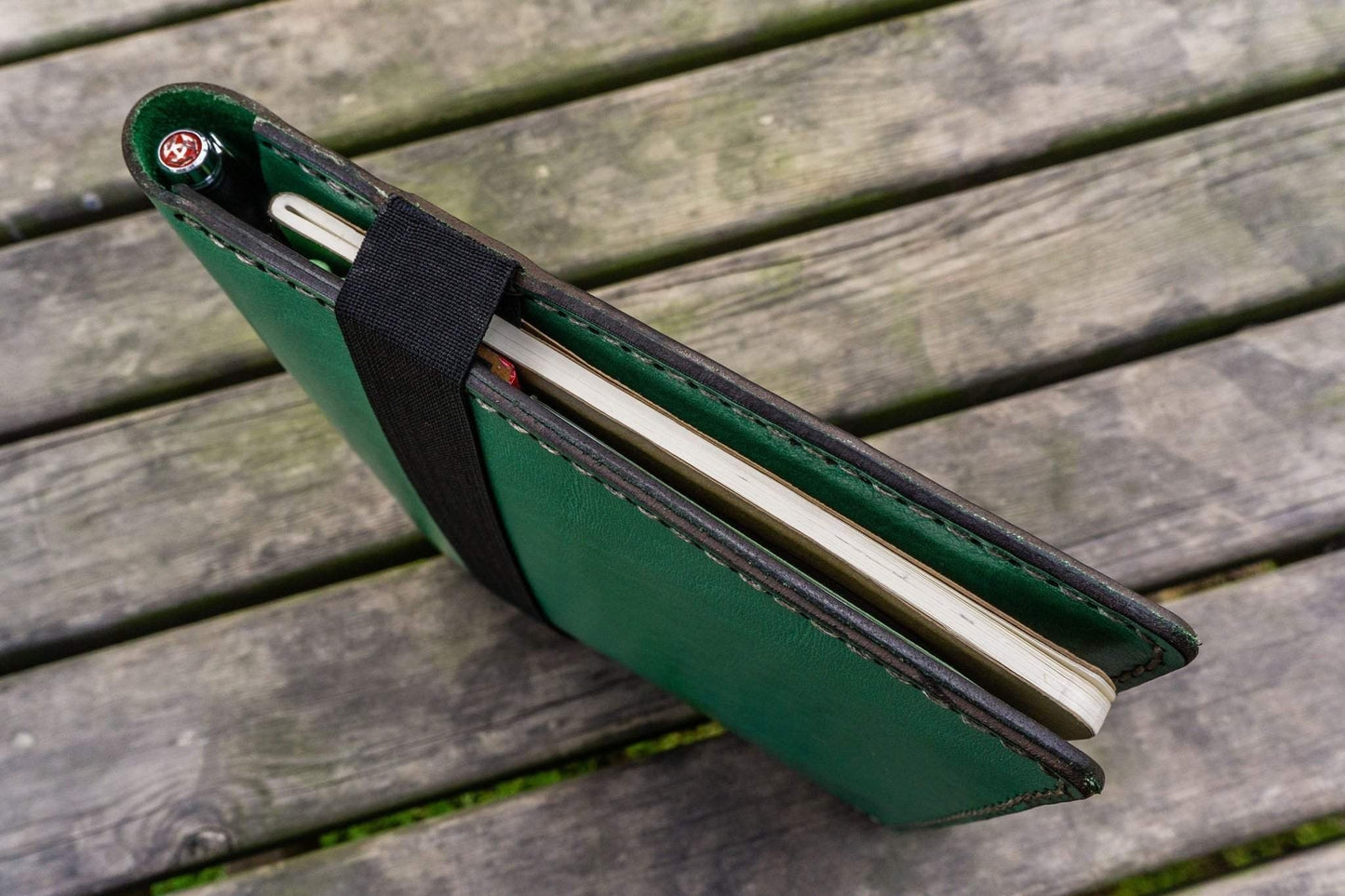 Composition Notebook Cover With iPad Air/Pro Pocket - Green