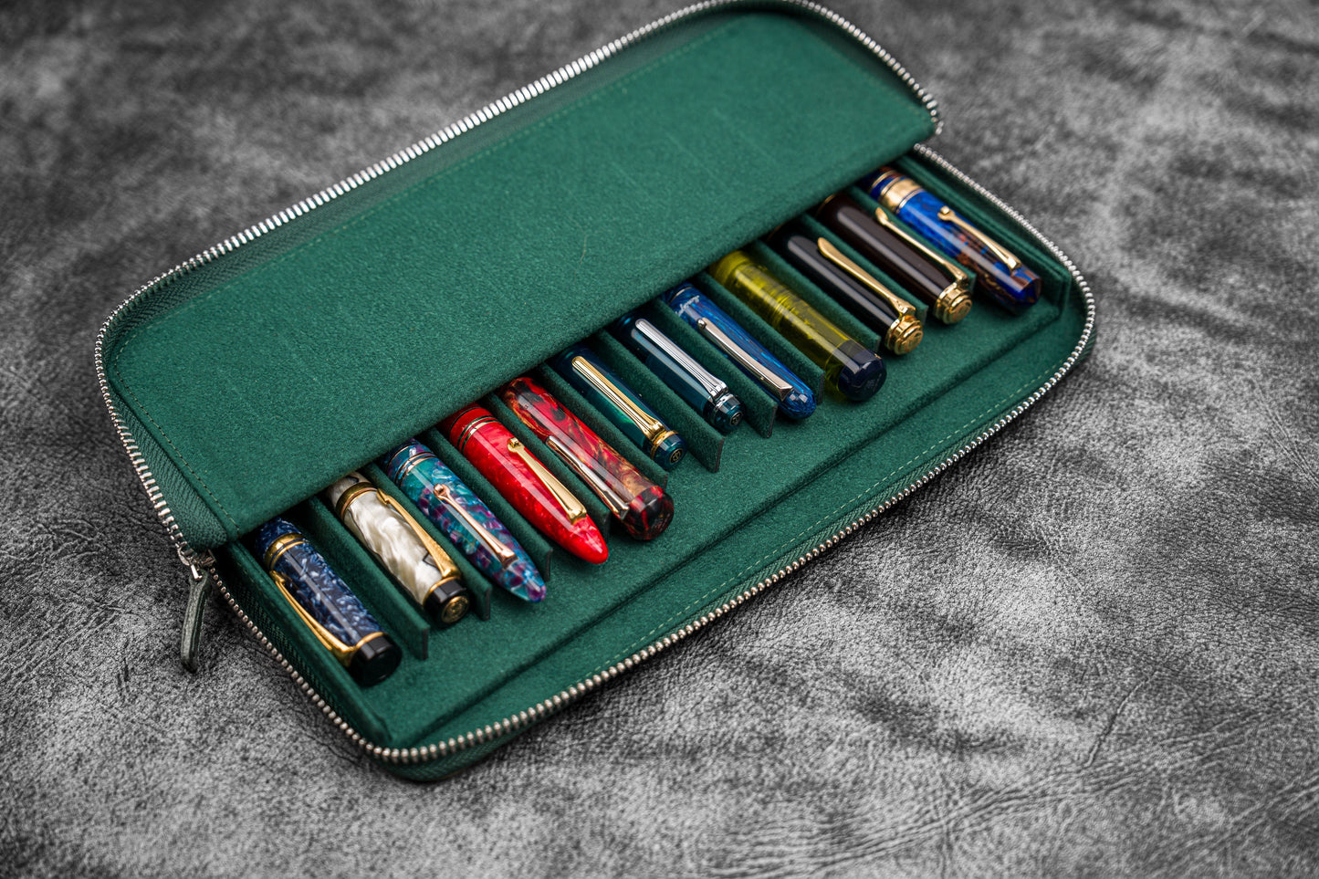 Leather Zippered Magnum Opus 12 Slots Hard Pen Case with Removable Pen Tray - Crazy Horse Forest Green