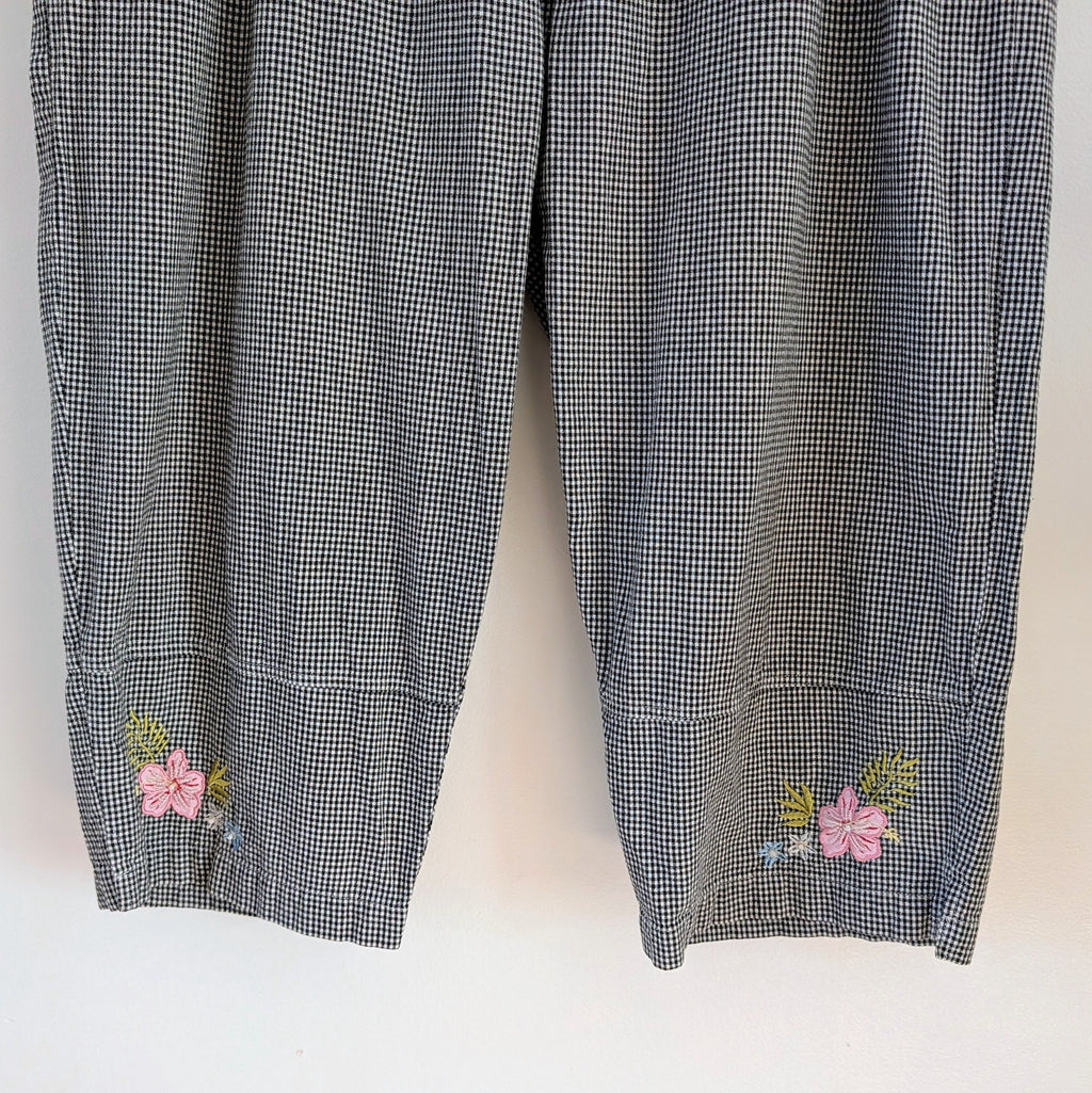 Cotton Gingham Plaid Floral Capris - XL