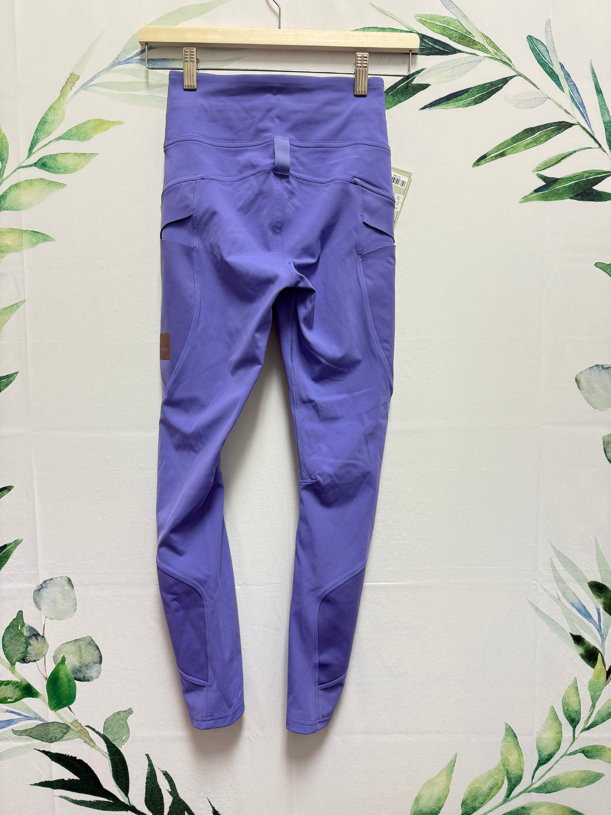 Lululemon Cargo Hiking SHR Tight 25” (4)
