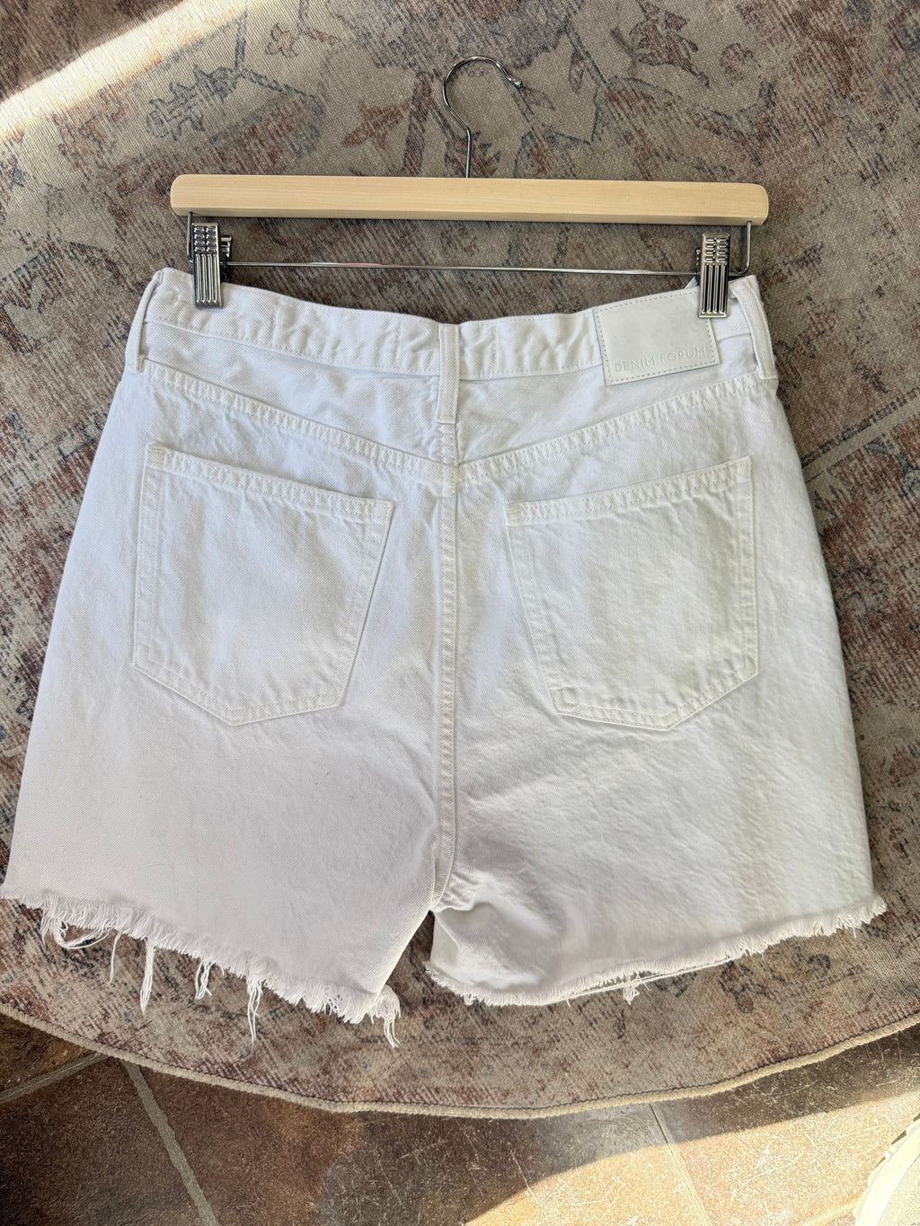 Denim Forum Yoko Mid Thigh Shorts (30) oo*