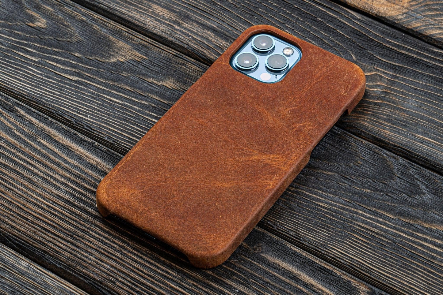 Leather iPhone 13 Pro (6.1") Hard Back Cover