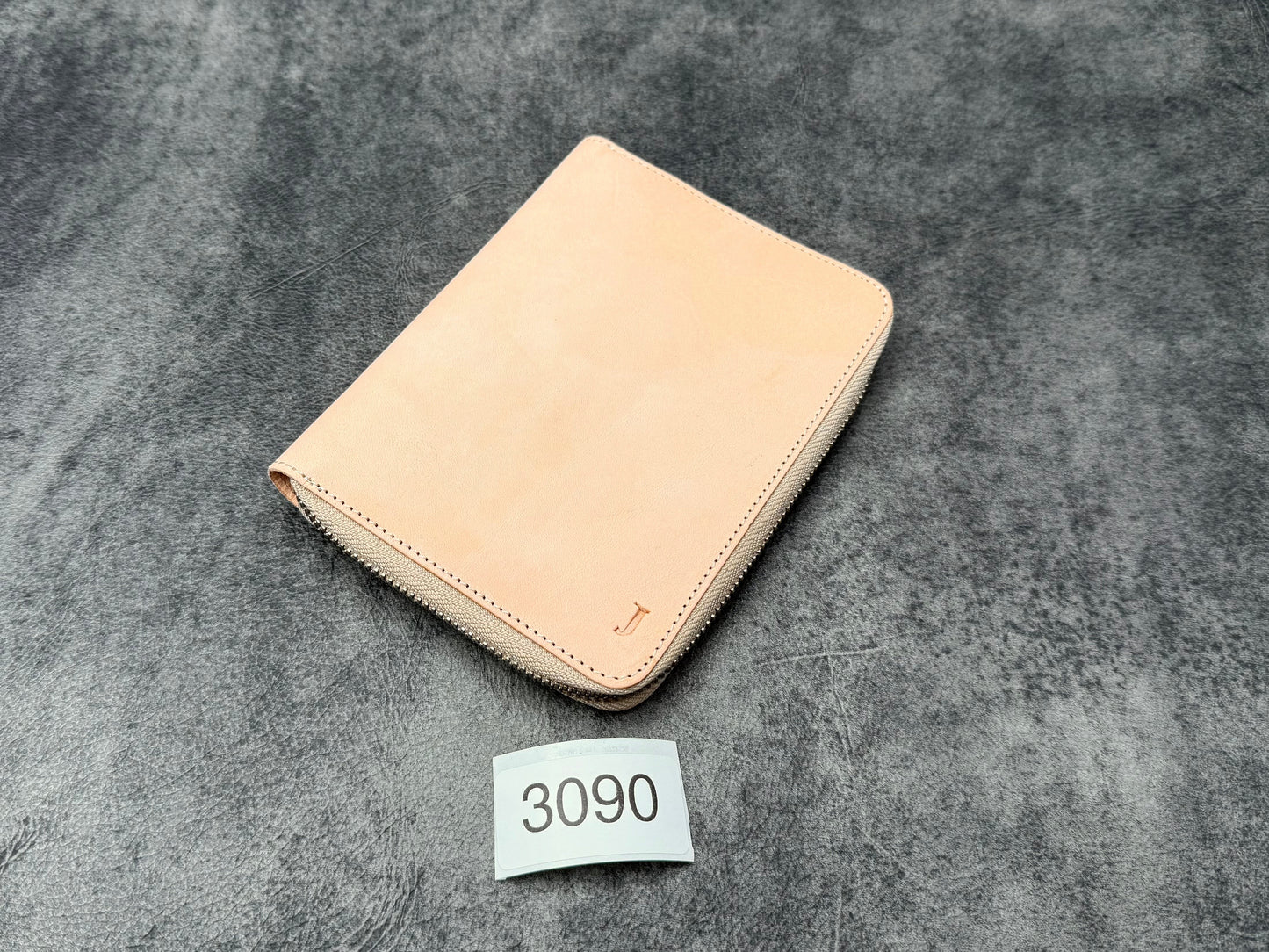 SECONDS Leather Zippered 5 Slots Pen Case - 3090