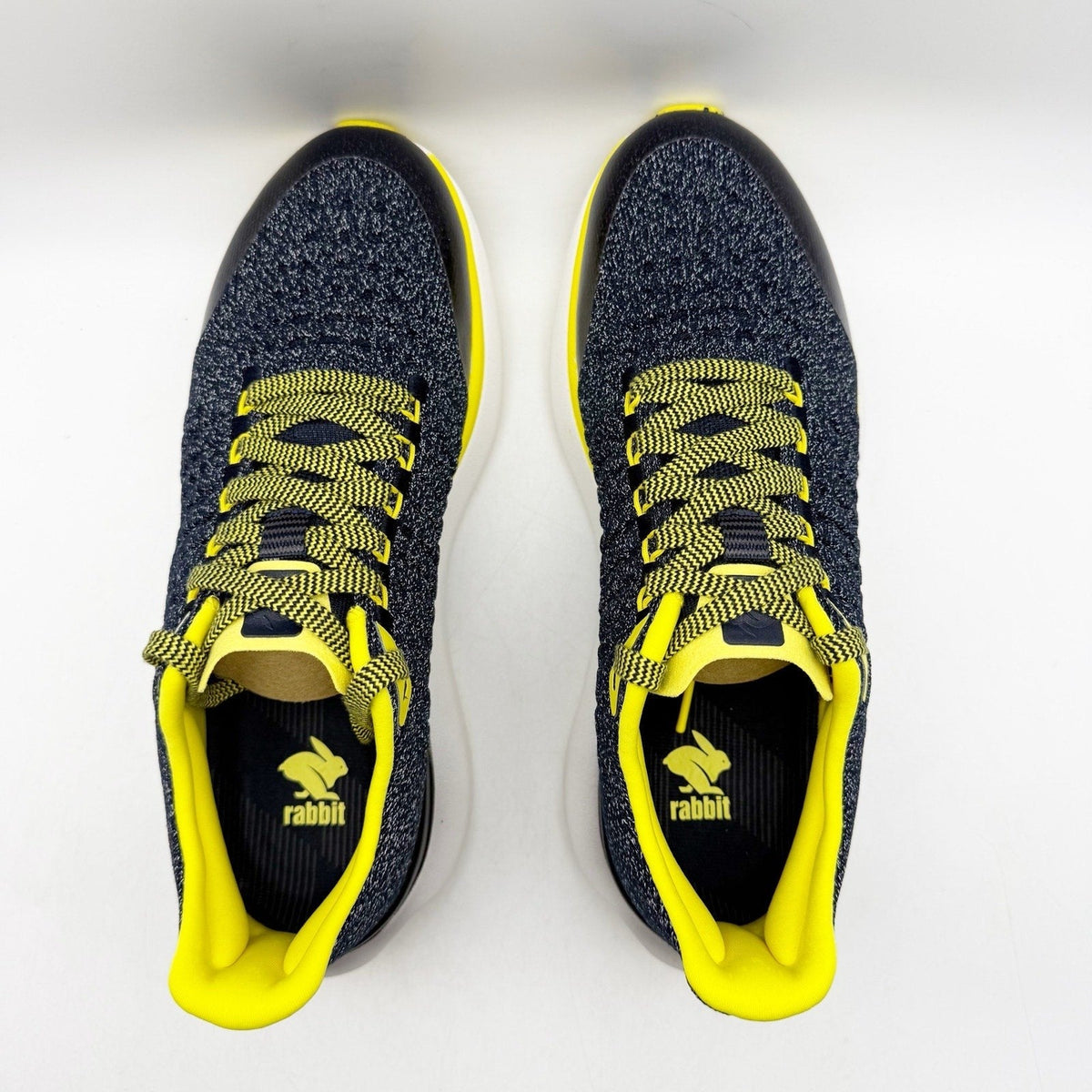 Rabbit Womens Dream Chaser Running Shoes Size 10 EU 42 Black Yellow Athletic NIB