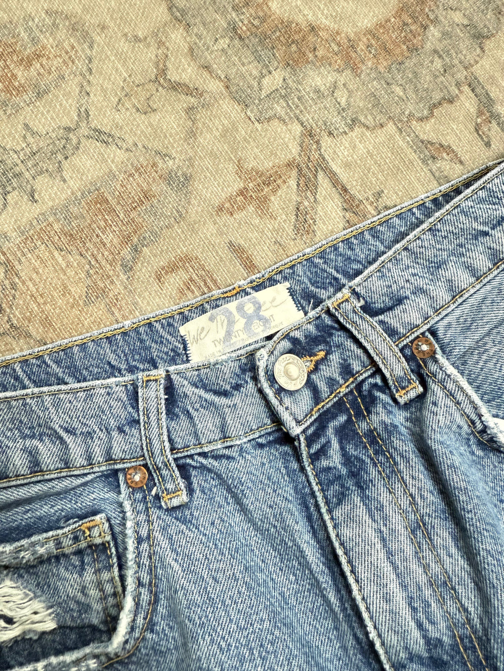 Free People Lita Straight HR Jeans (28x26)
