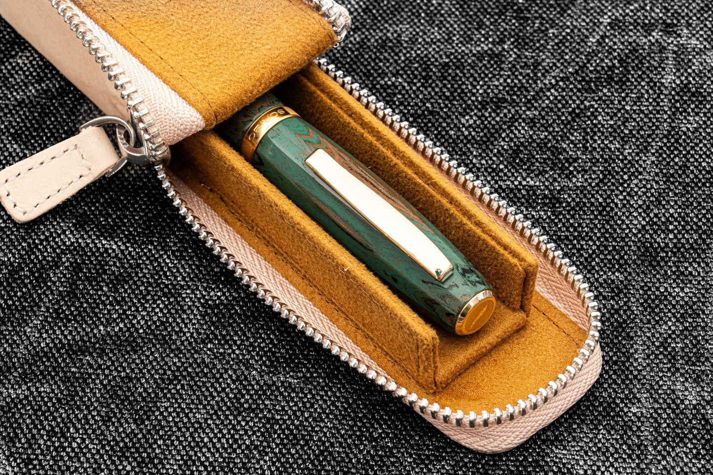Leather Zippered Magnum Opus Single Hard Pen Case For Oversized Pens & Namiki Emperor - Undyed Leather