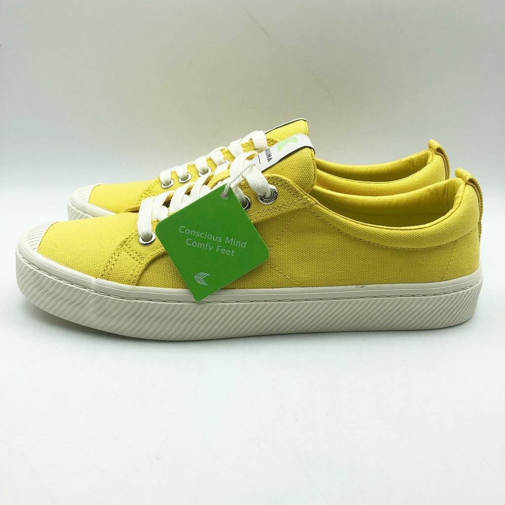 Cariuma OCA Low Canvas Sneaker Men's 9 Women's 10.5 Yellow Organic Cotton NIB