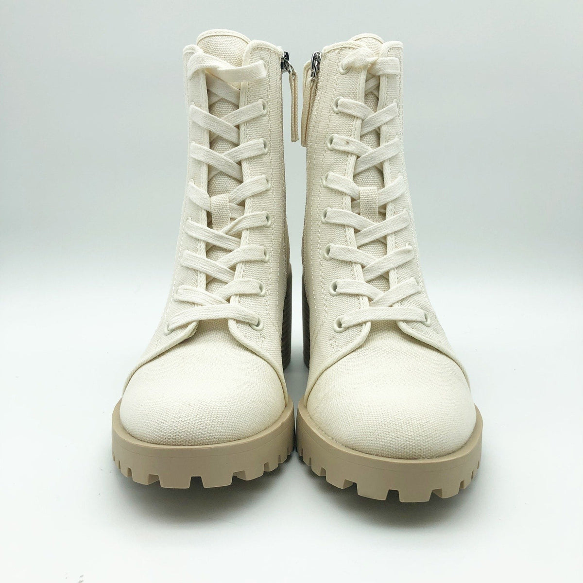 Dolce Vita Womens Combat Boots Size 8 Stacked Heel Off White Canvas NWOB