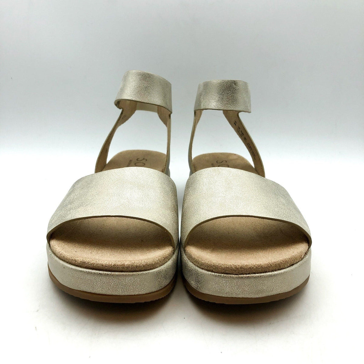 Soul Naturalizer Womens Deara Platform Flat Sandals Size 7 WIDE Gold Leather NIB