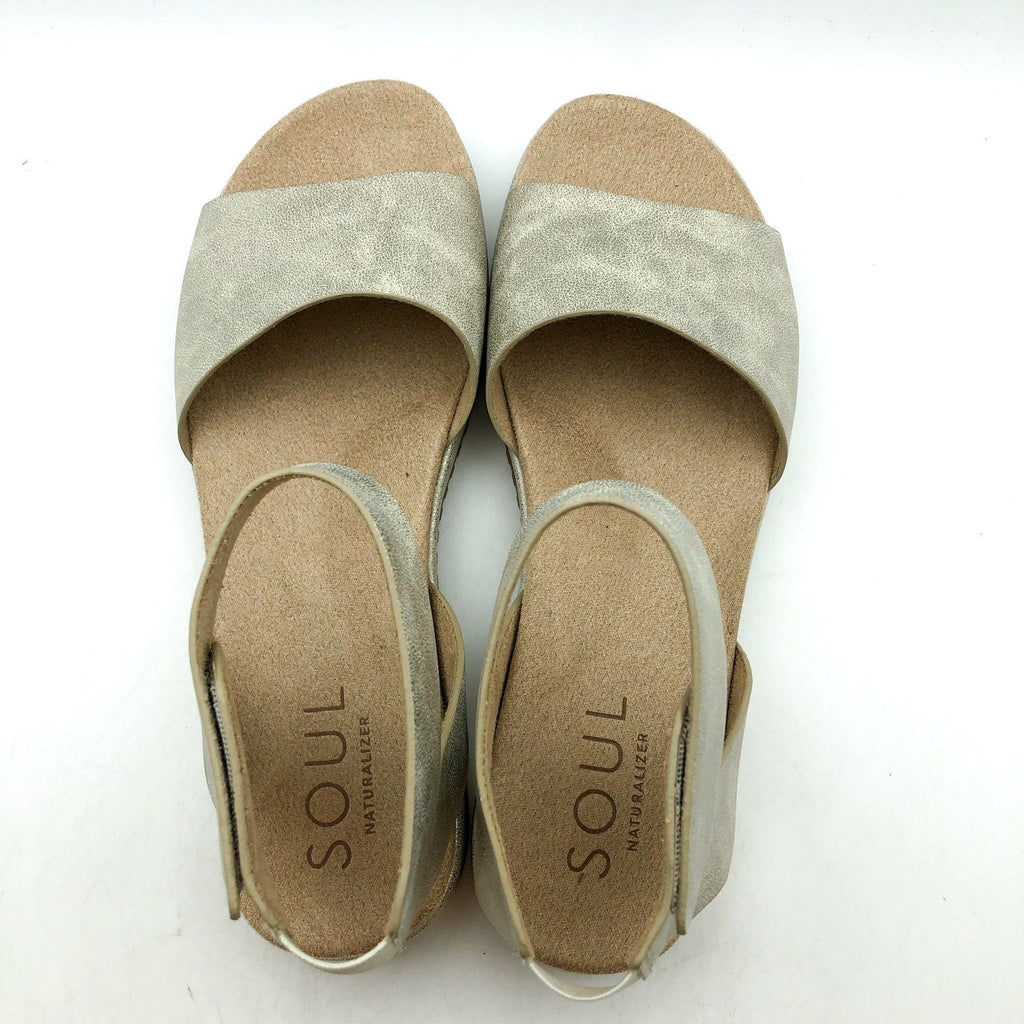 Soul Naturalizer Womens Deara Platform Flat Sandals Size 7 WIDE Gold Leather NIB