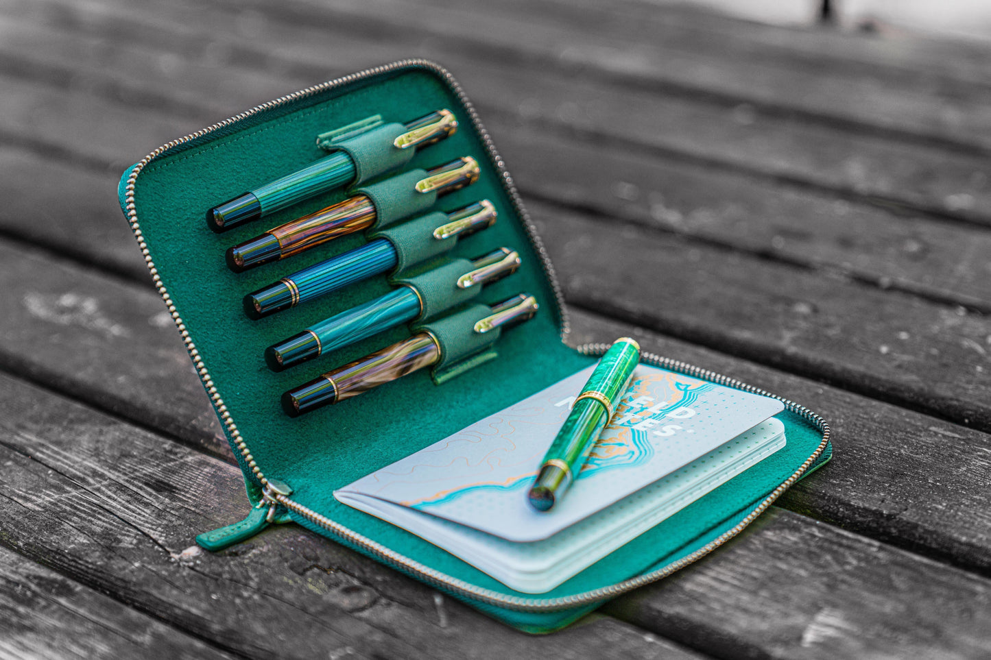 Leather Zippered 5 Slots Pen Case - Crazy Horse Forest Green