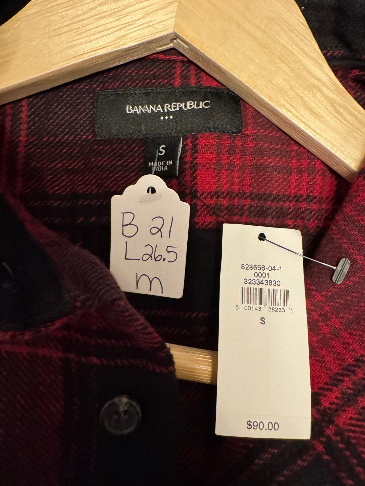 Brand New Banana Republic - Maroon and Black Plaid Long Sleeves - Medium