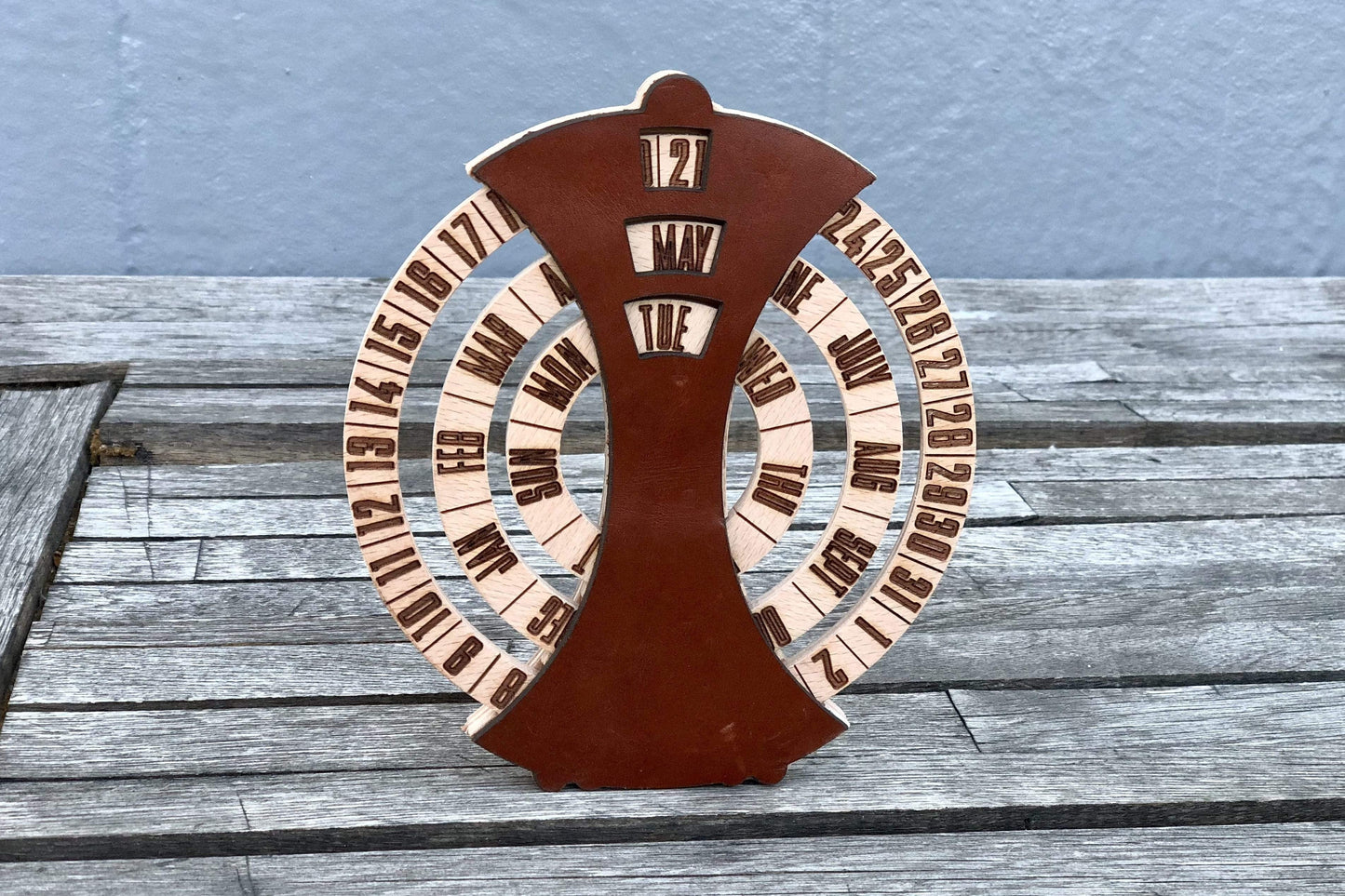 Desktop Perpetual Calendar Leather - Wood