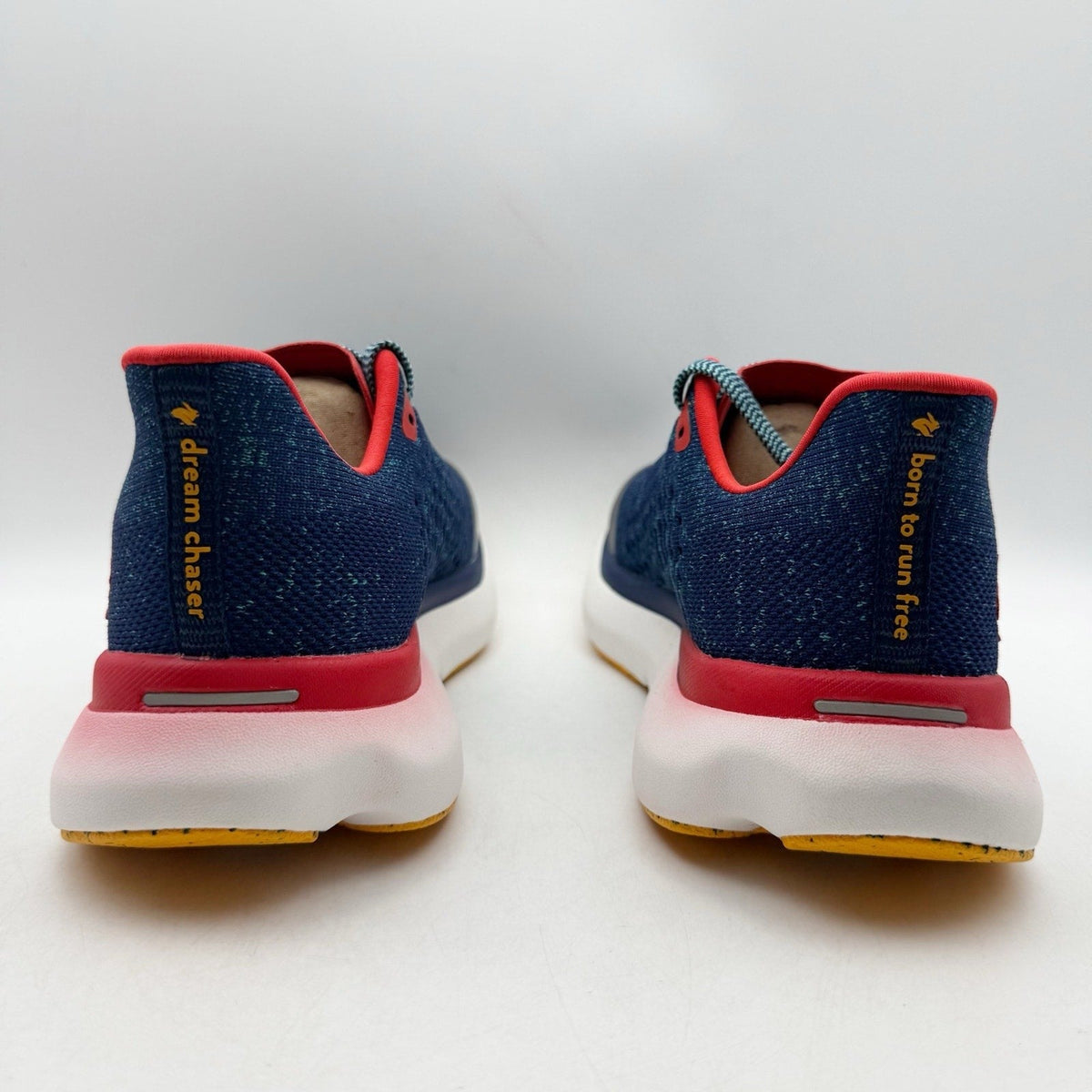 Rabbit Womens Dream Chaser Running Shoes Size 11 Blue Red Athletic Sneakers NIB