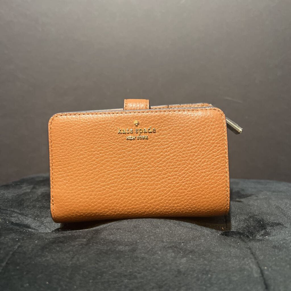 Kate Spade Bifold Pebbled w/ Zip WALLETS S