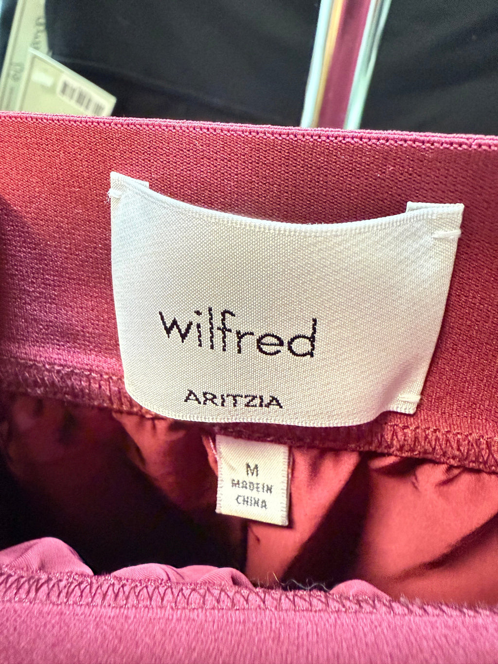 Aritzia Wilfred Twirl Pleated Mini Skirt (M)