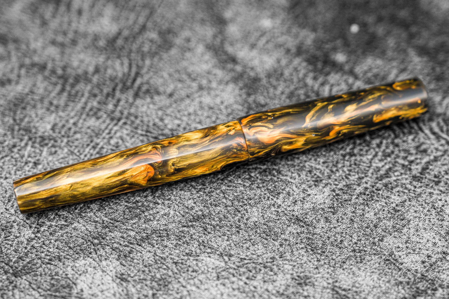 Galen X Studyo Agackakan - Fountain Pen V1 - Black Old Gold