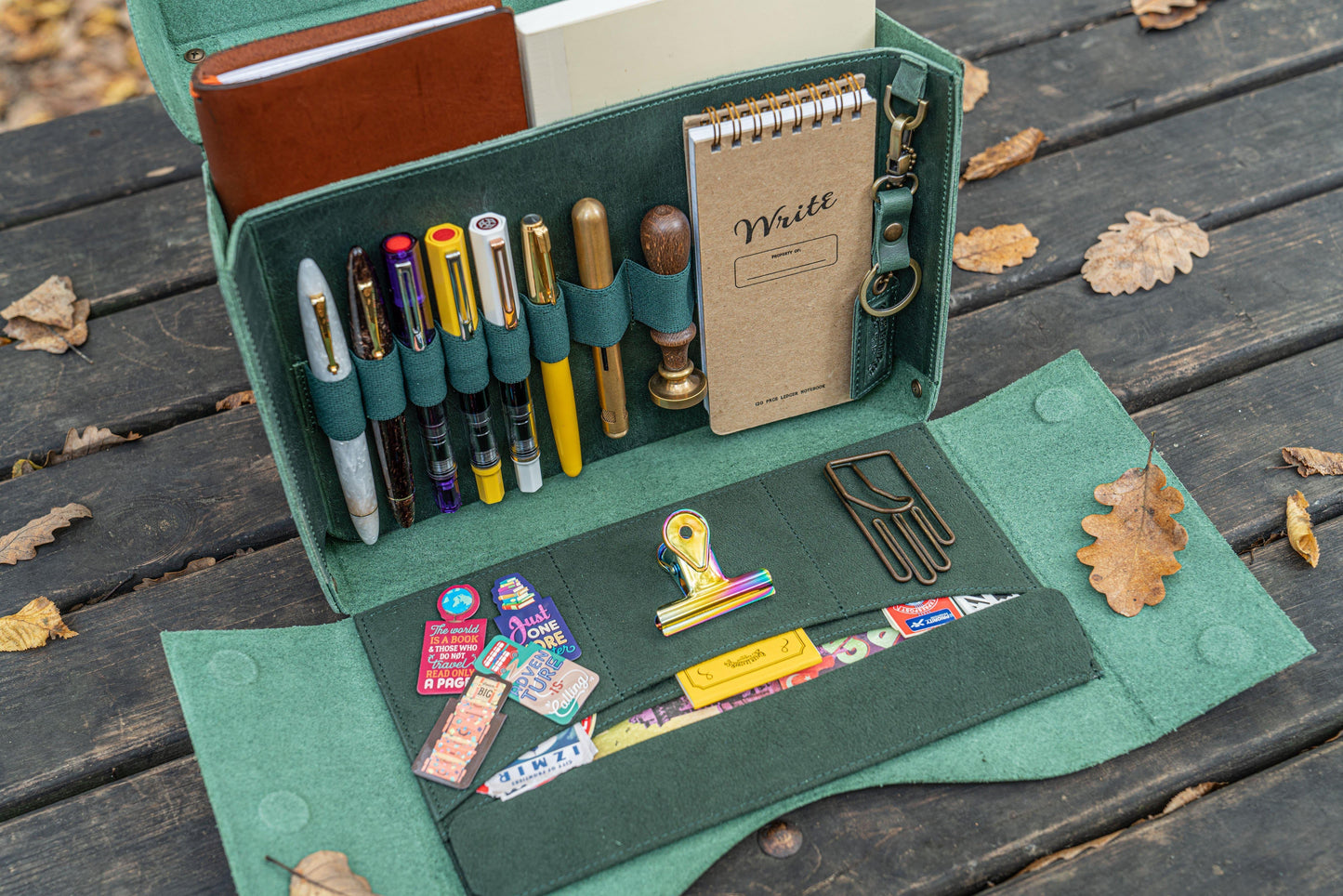 Writer's Medic Bag - Crazy Horse Forest Green