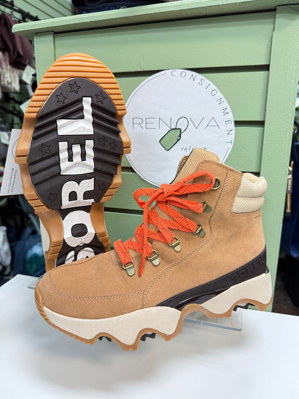 Sorel Kinetic Impact Conquest Boots (Womens 11)