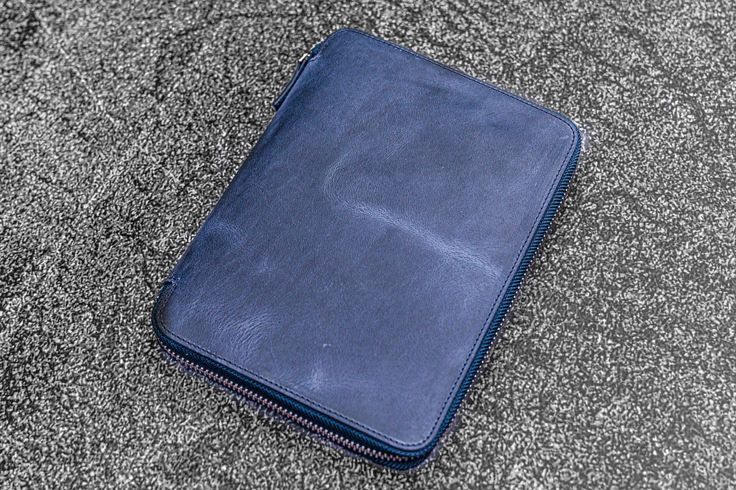 Leather Zippered A5 Leuchtturm1917 Notebook Folio - Crazy Horse Navy Blue